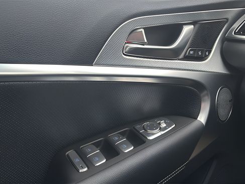 New 2026 Genesis G70 2.5T Prestige AWD/4WD image 16