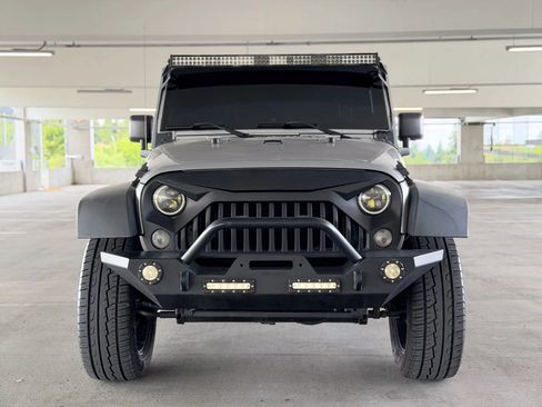 Used 2014 Jeep Wrangler Sport w/ Connectivity Group AWD/4WD image 2