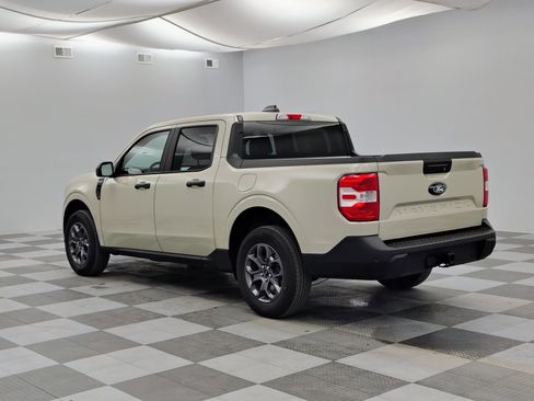 New 2025 Ford Maverick XLT w/ XLT Luxury Package AWD/4WD image 8