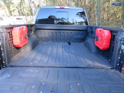 Used 2016 Ford F150 Lariat image 17