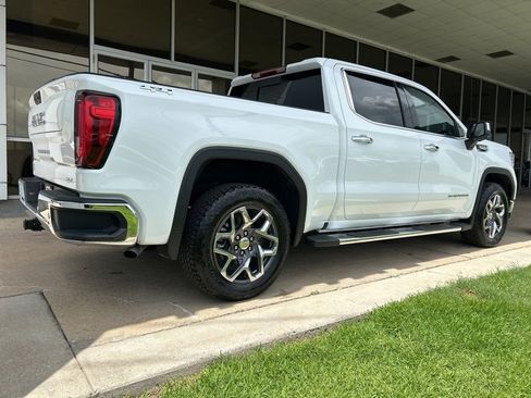 Used 2026 GMC Sierra 1500 SLT AWD/4WD image 7