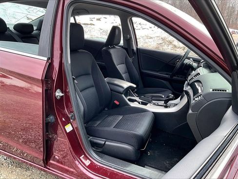 Used 2015 Honda Accord Sport image 7