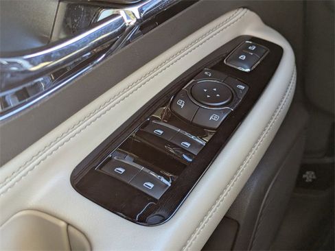 Used 2022 Lincoln Corsair Reserve w/ Equipment Group 201A image 27