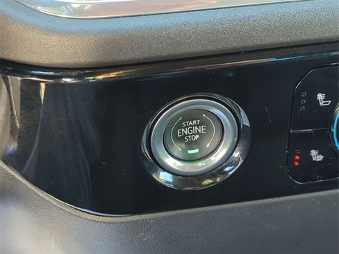 Used 2022 GMC Sierra 1500 Elevation image 16