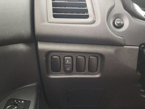 Used 2024 Mitsubishi Outlander Sport ES AWD/4WD image 17