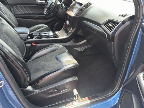 Used 2019 Ford Edge ST w/ Equipment Group 401A AWD/4WD image 5