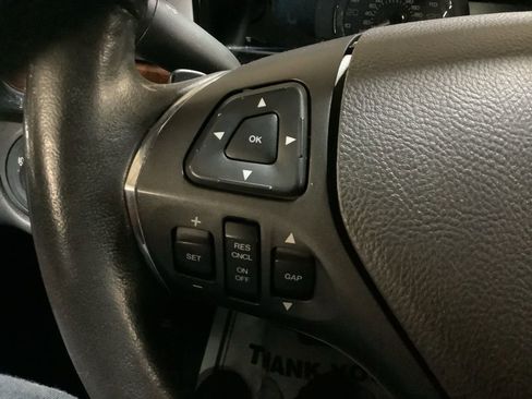 Used 2015 Lincoln MKS AWD w/ Equipment Group 101A image 31