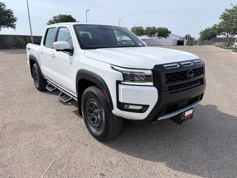 Certified 2025 Nissan Frontier PRO-4X w/ Pro Premium Package AWD/4WD image 4