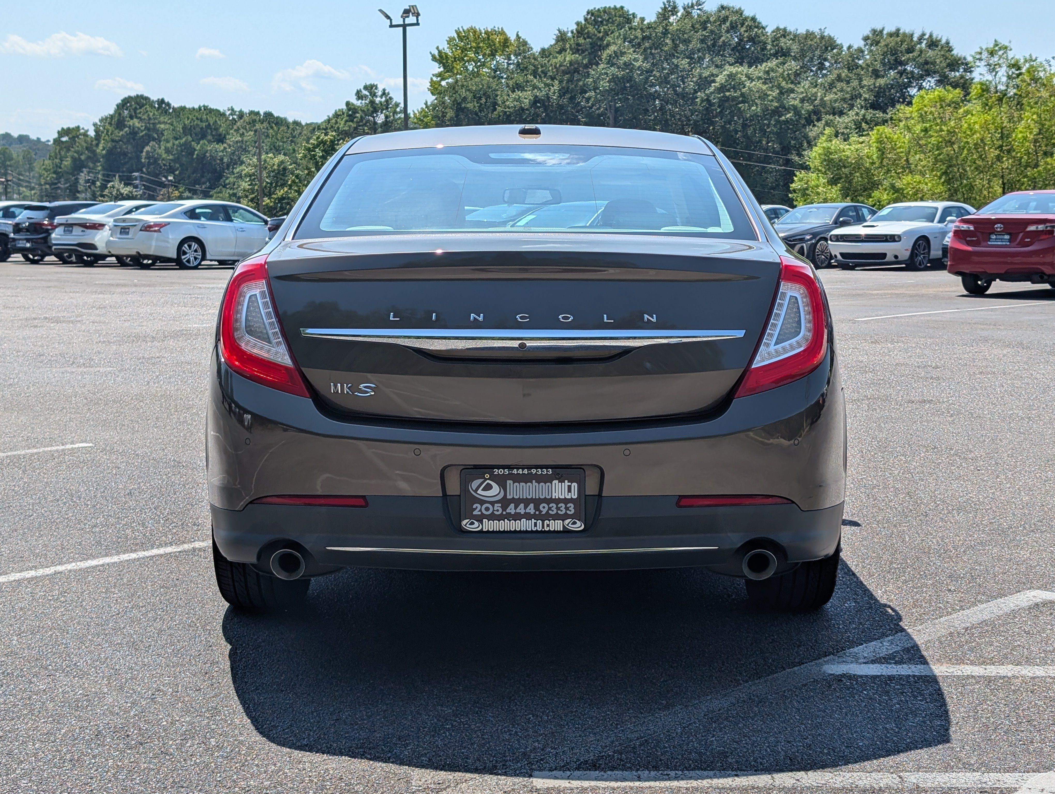 Used 2015 Lincoln MKS w/ Equipment Group 101A FWD image 6