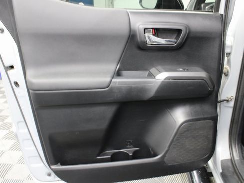 Used 2021 Toyota Tacoma TRD Sport image 52