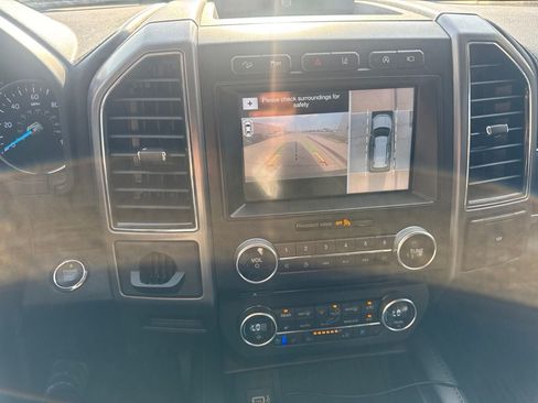 Used 2018 Ford Expedition Max Platinum AWD/4WD image 12
