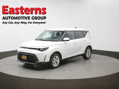 Used 2024 Kia Soul LX w/ Option Group 015 FWD image 53