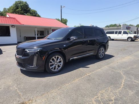 Used 2020 Cadillac XT6 Sport w/ Platinum Package AWD/4WD image 1
