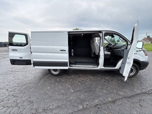 Used 2018 Ford Transit 150 130 Low Roof w/ Interior Upgrade Package RWD image 17