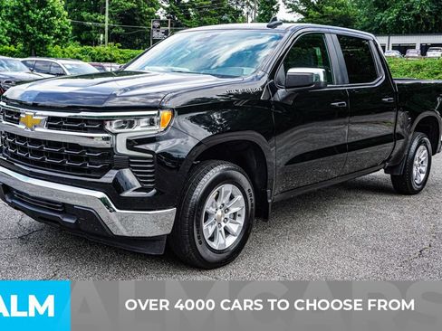 Used 2025 Chevrolet Silverado 1500 LT RWD image 3