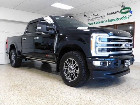 Used 2023 Ford F250 Limited w/ FX4 Off-Road Package image 5