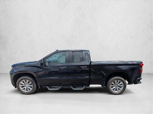 Used 2020 Chevrolet Silverado 1500 Custom w/ Custom Value Package image 7