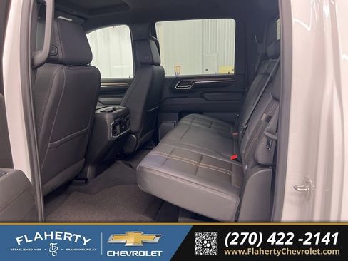 Used 2024 Chevrolet Silverado 3500 High Country w/ Technology Package image 11
