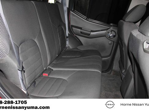 Used 2013 Nissan Xterra PRO-4X AWD/4WD image 7