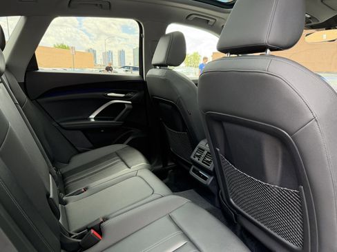 Used 2025 Audi Q5 Premium w/ Convenience Package AWD/4WD image 39