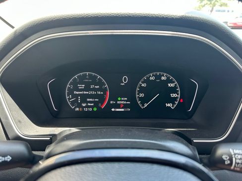 Used 2025 Honda Pilot Touring image 13