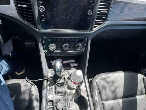 Used 2019 Volkswagen Atlas SE w/ Towing Package AWD/4WD image 16