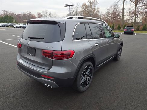 New 2026 Mercedes-Benz GLB 250 4MATIC image 3
