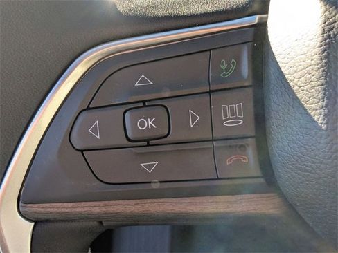 New 2025 Jeep Grand Cherokee L Limited image 15