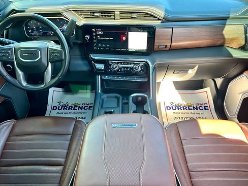 Used 2025 GMC Sierra 2500 Denali Ultimate image 20