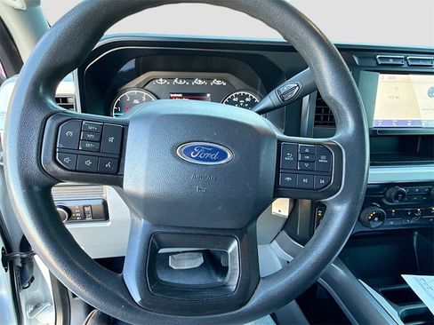 Used 2023 Ford F350 XLT w/ FX4 Off-Road Package image 13