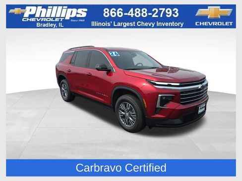 Used 2026 Chevrolet Traverse LT w/ Driver Confidence Package AWD/4WD image 1