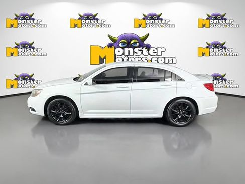 Used 2014 Chrysler 200 Limited w/ Sun/Sound Group FWD image 8