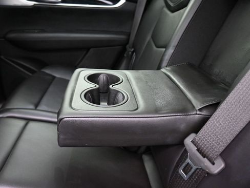 Used 2024 Cadillac XT5 Premium Luxury image 32