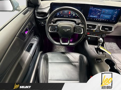 Used 2025 Ford Mustang GT Premium RWD image 25