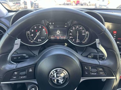 Used 2018 Alfa Romeo Giulia Ti Sport w/ Quick Order Package 22U Sport image 11