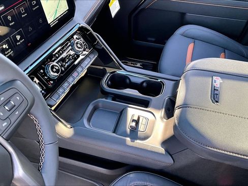 New 2026 GMC Sierra 2500 AT4 w/ AT4 Premium Plus Package image 8