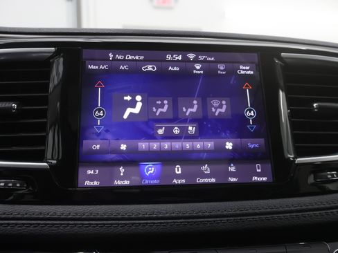 Used 2019 Chrysler Pacifica Limited w/ Tire & Wheel Group image 56