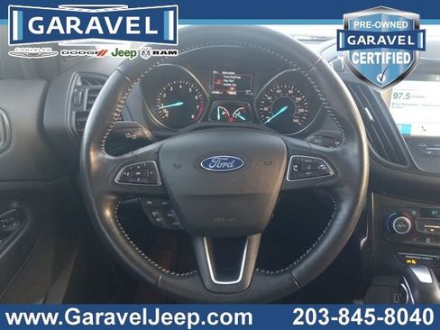 Used 2019 Ford Escape SE image 13