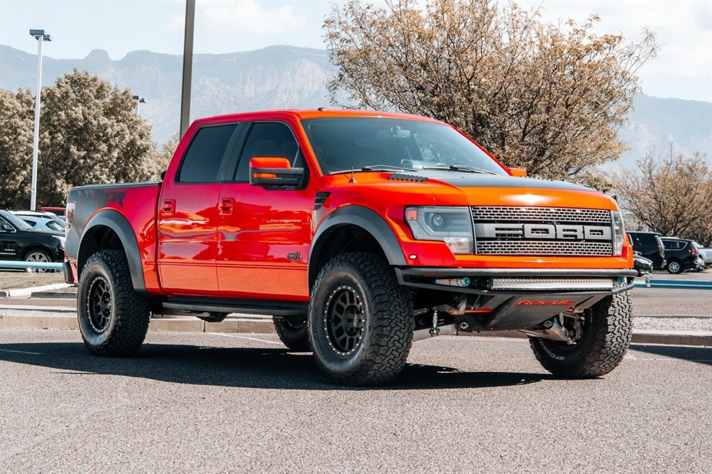 Used 2014 Ford F150 Raptor w/ Equipment Group 801A Luxury AWD/4WD image 1