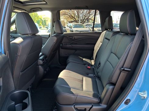 Used 2024 Honda Passport TrailSport image 10