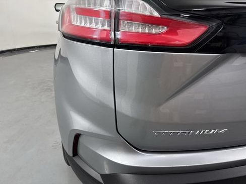 Used 2023 Ford Edge Titanium AWD/4WD image 29