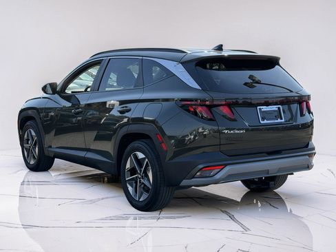 Certified 2025 Hyundai Tucson SEL image 3