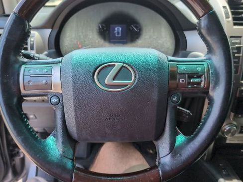 Used 2015 Lexus GX 460 w/ Premium Package AWD/4WD image 11