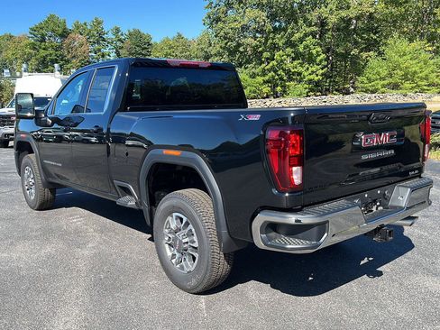 New 2026 GMC Sierra 2500 SLE w/ SLE Value Package; AWD/4WD image 3