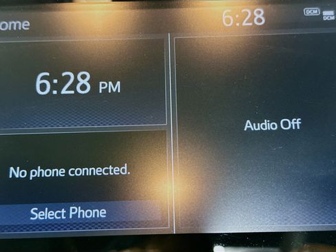 Used 2021 Toyota Corolla XLE image 24