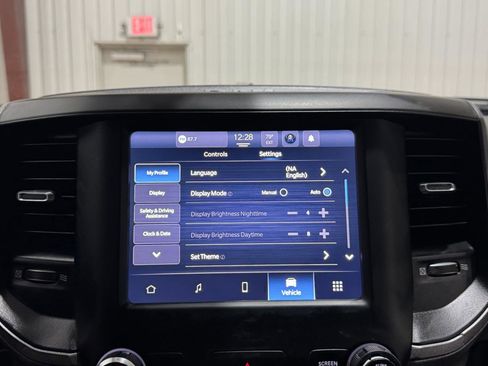 Used 2022 RAM 2500 Tradesman AWD/4WD image 37