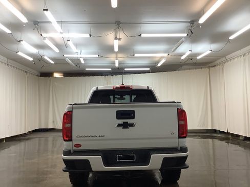 Used 2018 Chevrolet Colorado LT w/ LT Convenience Package image 7