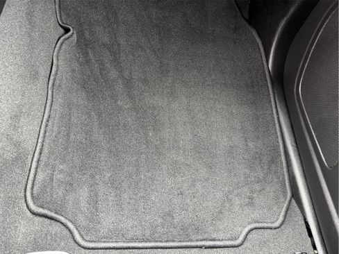 Used 2021 Chevrolet Colorado LT w/ LT Convenience Package image 26