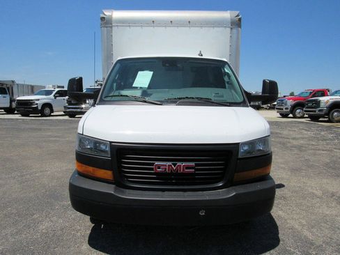 Used 2021 GMC Savana 3500 Extended w/ Power Convenience Package RWD image 8