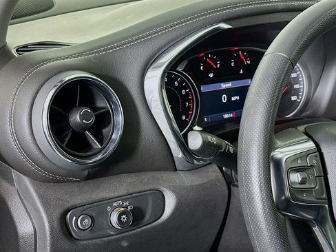 Used 2024 Chevrolet Blazer LT w/ Convenience Package image 17